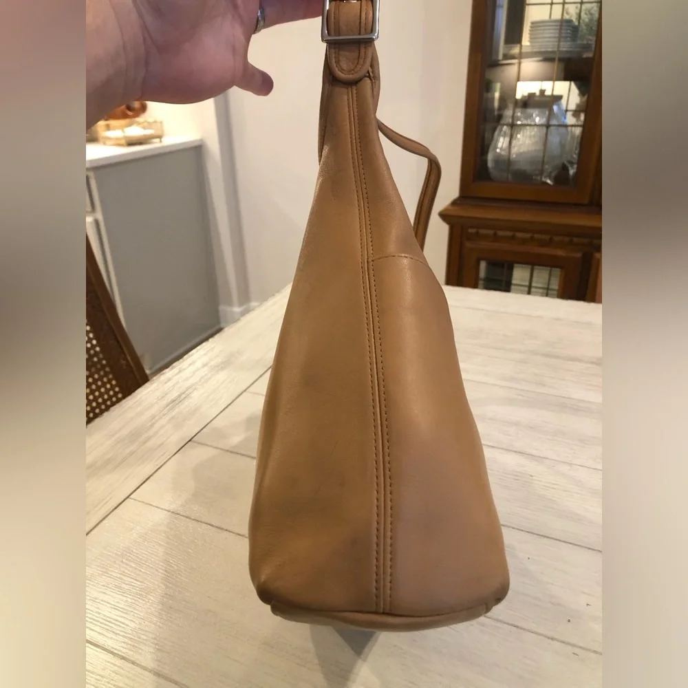 Vintage Coach Legacy Hobo Zip Shoulder Bag Camel Color Leather Nickel w/Hangtag - Picture 4 of 15
